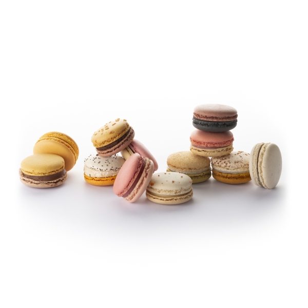 Sweet Flavor 12 Macaron Box | Louvins