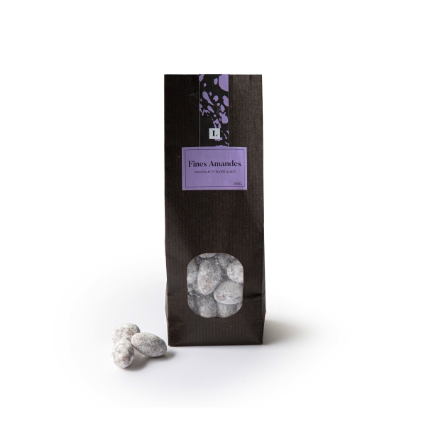 Fine Almonds Chocolate & Powdered Sugar