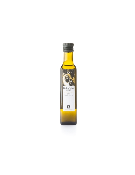 Extra virgin olive oil with pink garlic